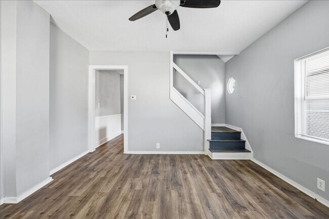 Foto del edificio - 453-453 S Keystone Ave