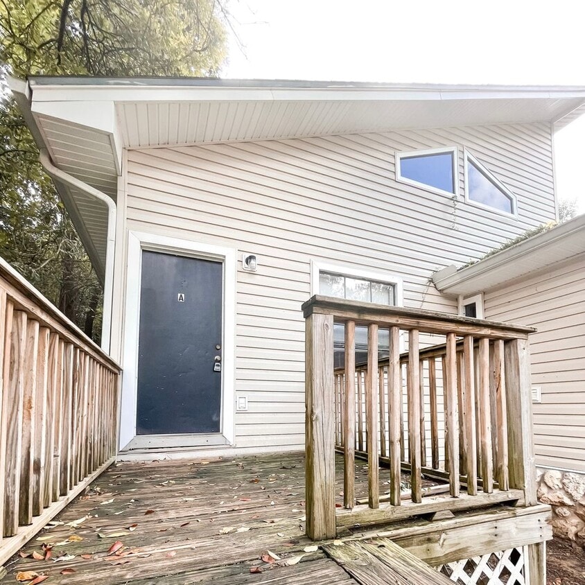 Primary Photo - 1464 Pine St