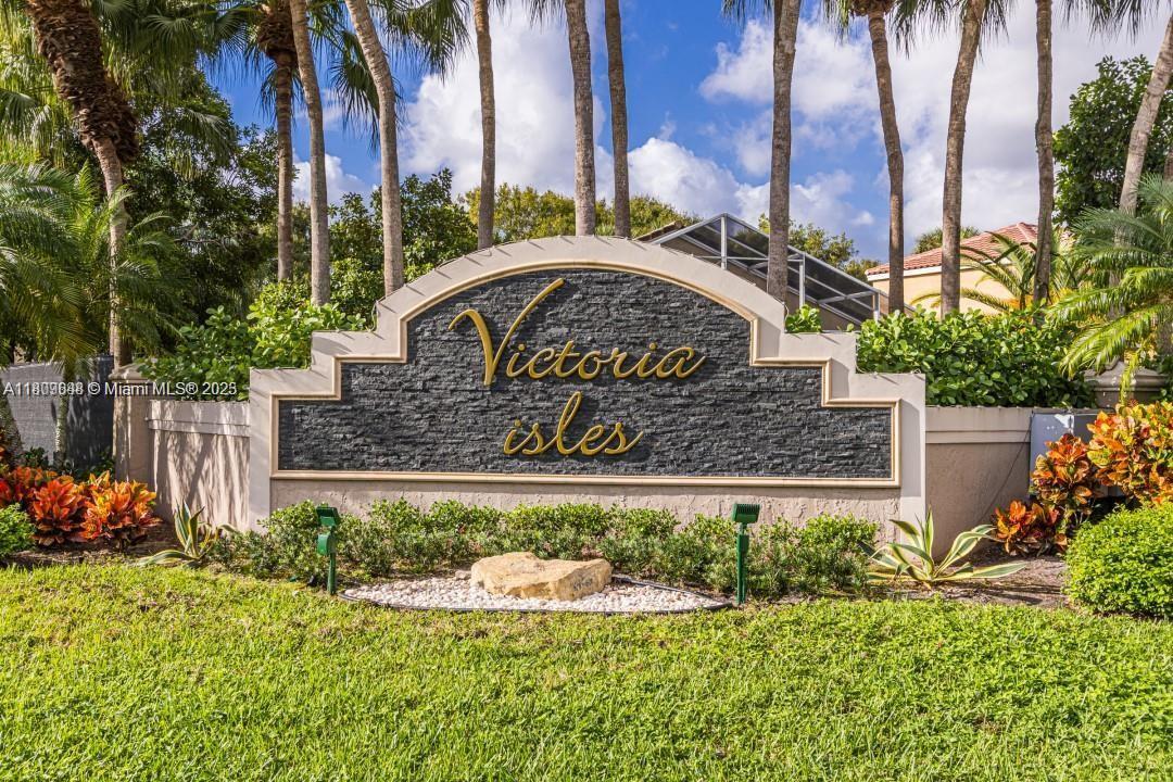 Foto principal - 4834 NW 58th Manor