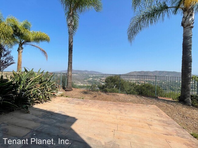 Building Photo - 10876 Ivy Hill Dr