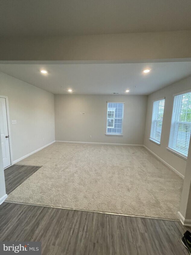 5015 Ironsides Dr, Frederick, MD 21703 Townhouse for Rent in