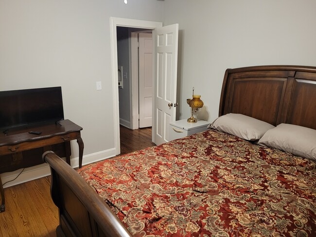 Foto del edificio - 509 Hickory St SE