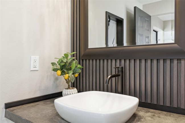 Building Photo - 3120 Mercer Rd