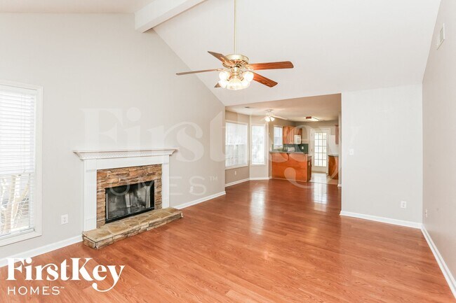 Foto del edificio - 1026 Wyndham Ln