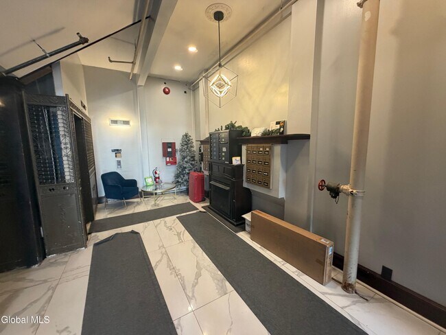 Foto del edificio - 5 Broadway