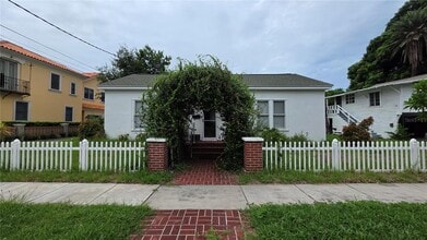 Building Photo - 606 Orange Ave