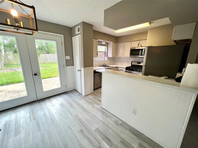 Foto del edificio - 1302 Chelsea Ln
