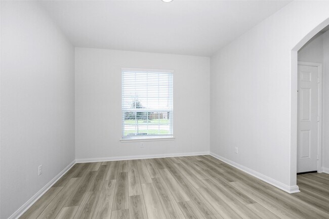 Foto del edificio - 462 Amberwood Pk Dr