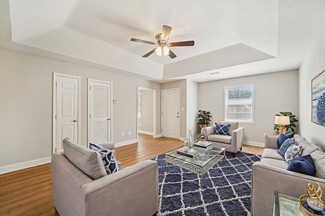 Interior Photo - Sun Valley Apartments