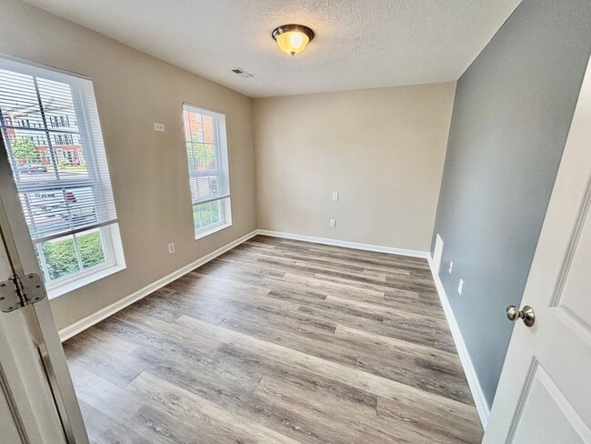 Building Photo - Experience Maintenance-Free Townhouse Livi...