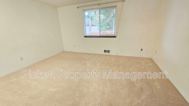 Foto del edificio - 2870 SE Colusa Ave