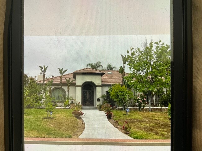 Foto del edificio - 3651 Greenhill Rd