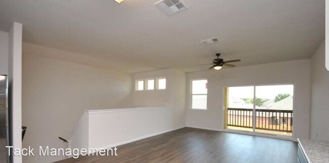 Building Photo - 2017 Muirfield Bend Dr