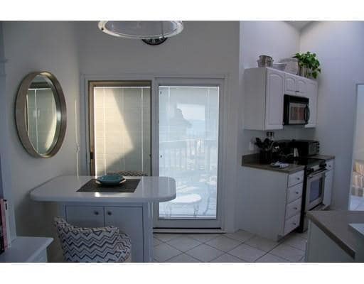 Building Photo - 19 Oceanside Dr