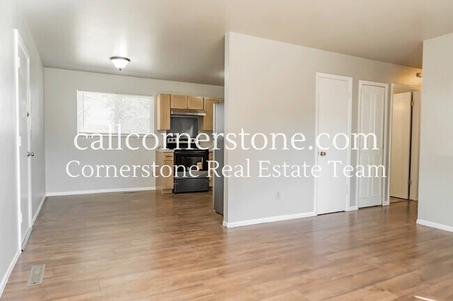 Foto del edificio - 3330 Calaveras Way