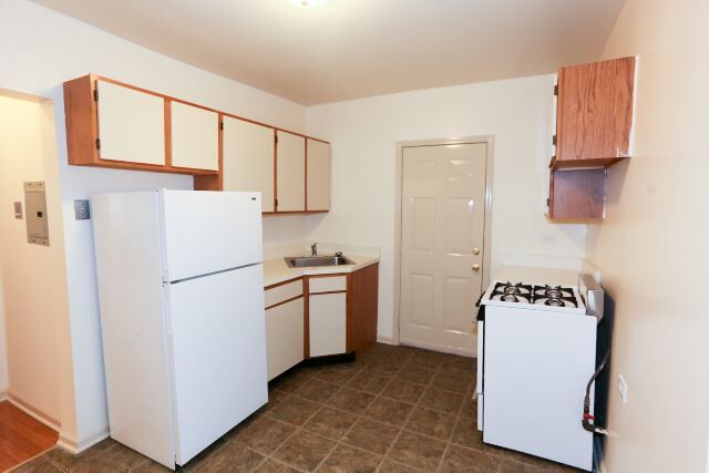 Foto del edificio - 5746 N Winthrop Ave