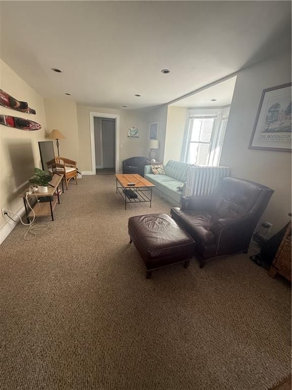 Building Photo - 9 Narragansett Ave