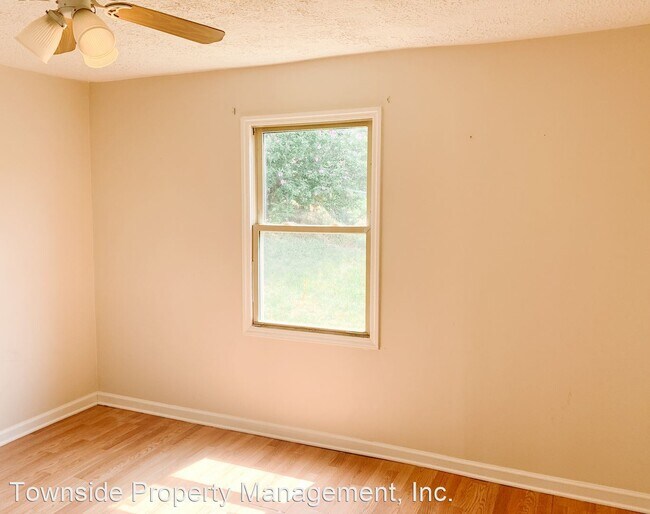 Building Photo - 2 br, 1 bath House - 1100 Montgomery St.