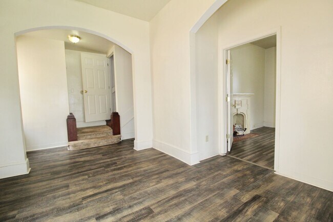 Foto del edificio - 316 N High St