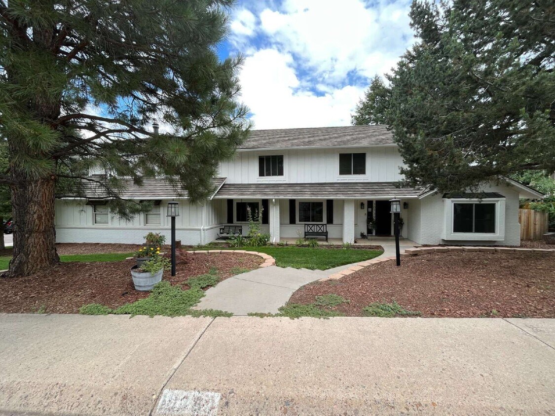 Photo - 10739 E Crestridge Cir