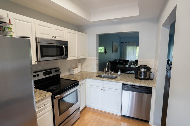 Kitchen - 2281 SW 15th St