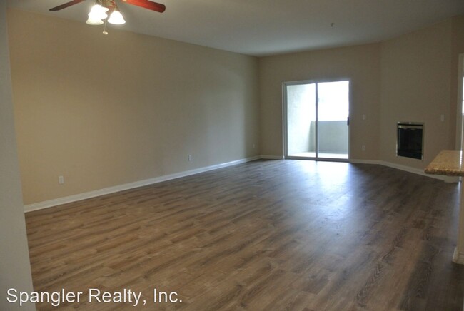 Building Photo - 3 br, 2 bath House - 1180 Civic Center Dri...