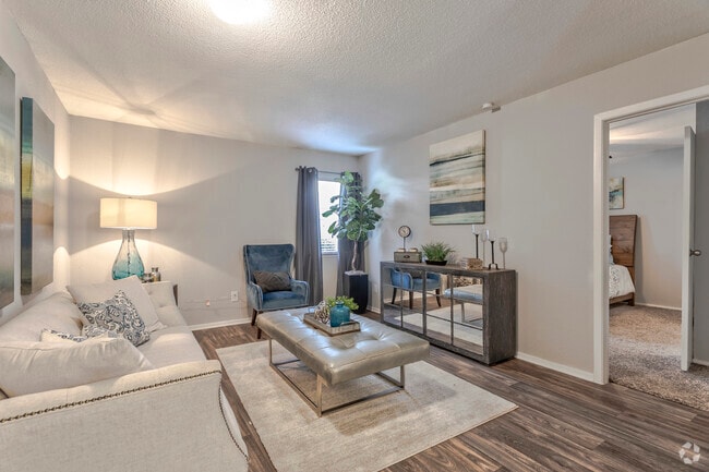 Interior Photo - Oasis