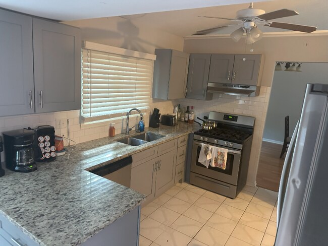 Foto del edificio - 1183 Foxboro Ln