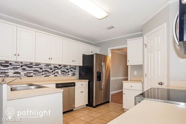 Foto del edificio - 3 br, 2 bath House - 2544 Winterville Driv...