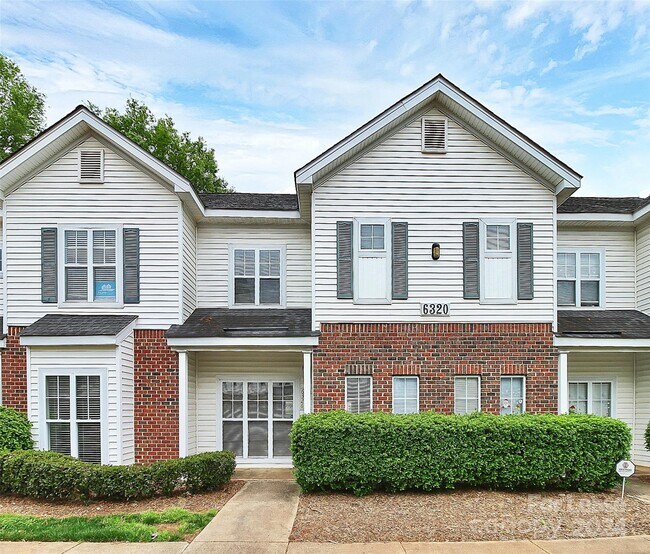 6326 Mallard View Ln, Charlotte, NC 28269 Townhome Rentals in Charlotte NC