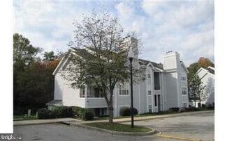 Building Photo - 604 Rolling Hill Walk