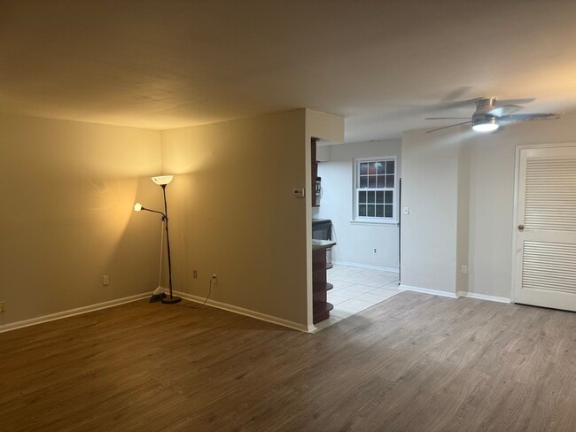 Photo - 4000 Gypsy Ln Apartment