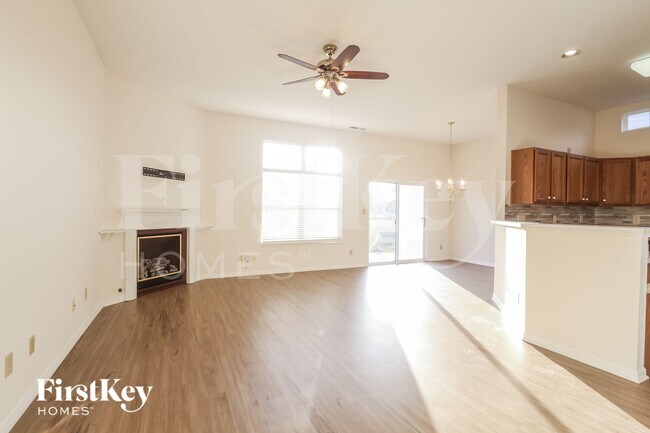 Foto del edificio - 13460 N Cedar Grove Ct