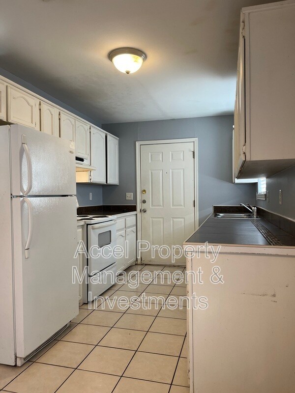 Foto del edificio - 1522 W Nolana Ave