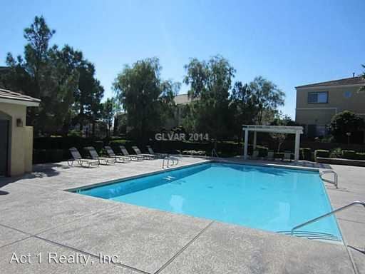 Building Photo - 3 br, 2 bath Apartment - 9303 Gilcrease #2217