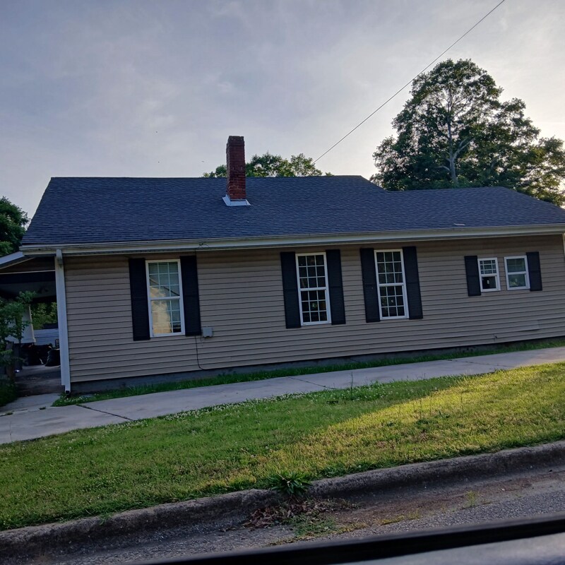 Foto principal - 937 Toms St