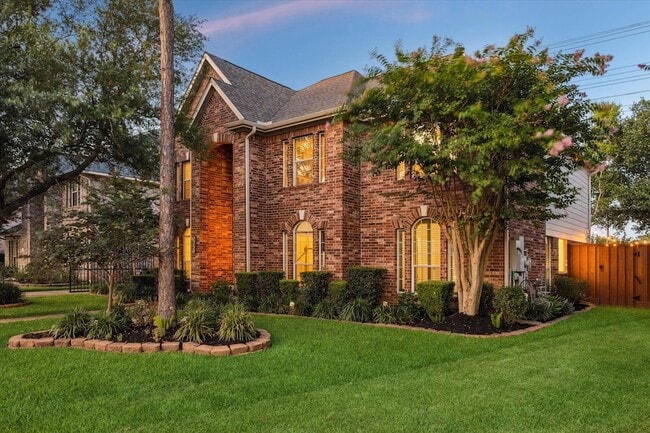 Building Photo - 2350 Seamist Cir