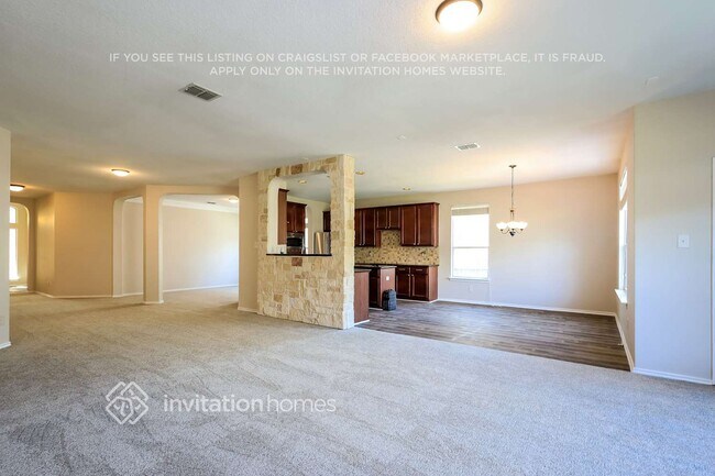 Building Photo - 5823 Palmetto Way