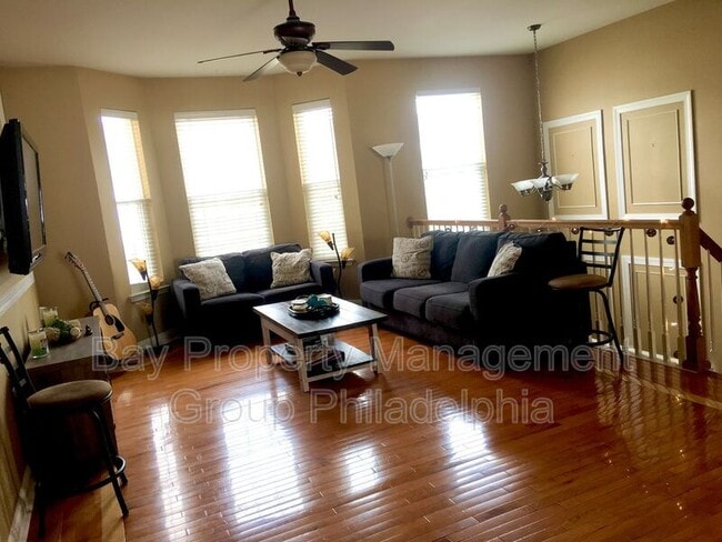 Building Photo - 706 Beech Ct