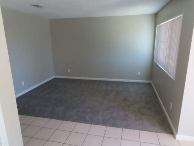 Building Photo - Four Bedroom Home in Oceanside