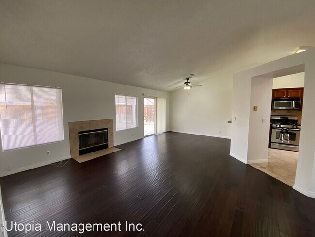 Building Photo - 3 br, 2 bath House - 3840 Springfield Ct.