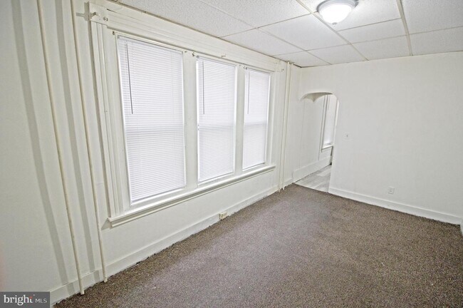 Building Photo - 1016 N 11th St