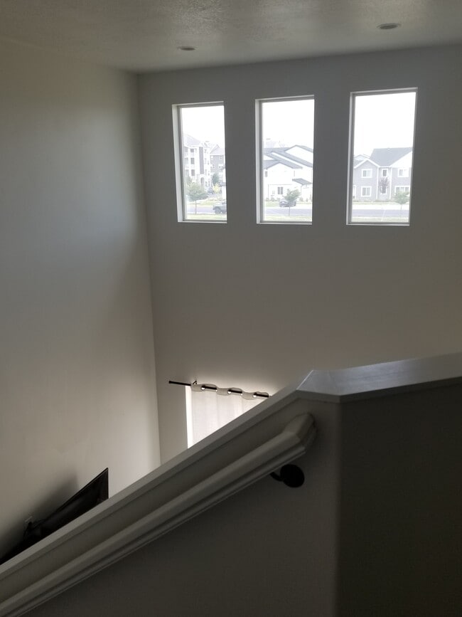 Building Photo - 3765 S 3250 W