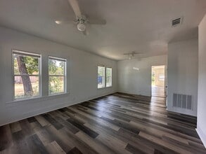 Building Photo - 2108 Ave D