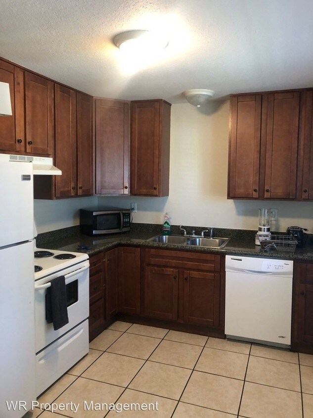 Primary Photo - 2 br, 1 bath House - 908 Dainty Ave Unit #10