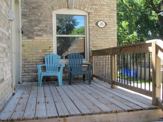 Photo du bâtiment - OLD SOUTH BACHELOR UNIT FOR FEBRUARY RENTA...