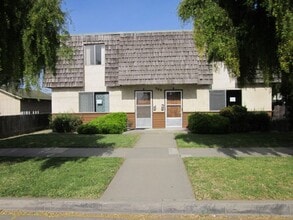 Building Photo - 509 N F St