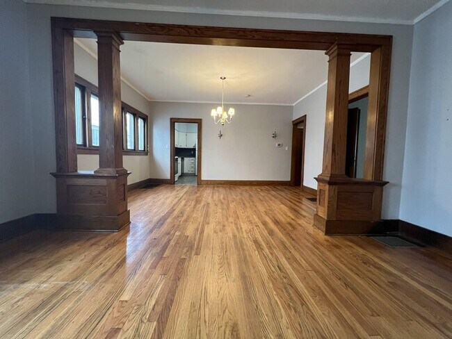 Foto del edificio - 745 Lyon St NE