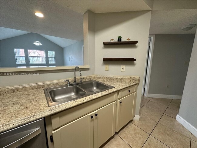 Building Photo - 10500 SW 155th Ct