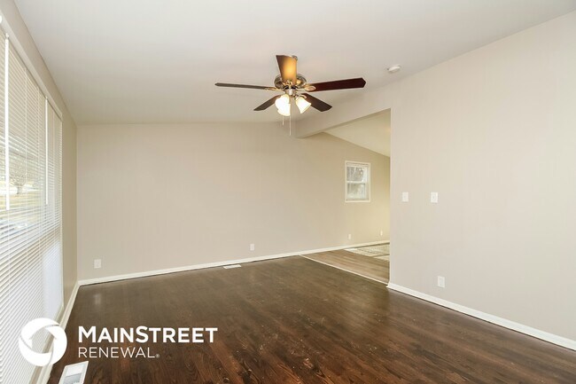 Building Photo - 8501 E 92nd St